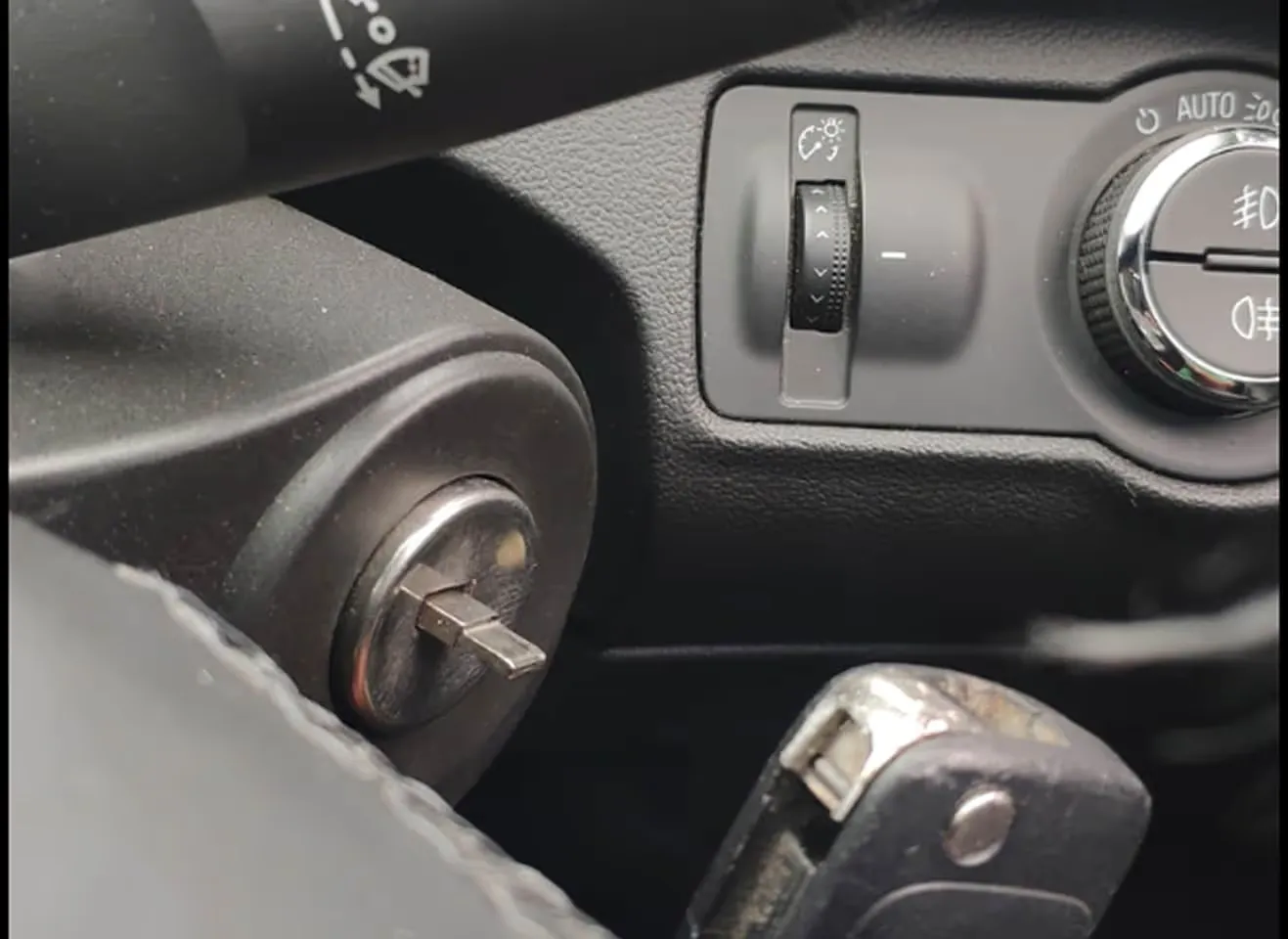 Broken Key Extraction in Powell, OH